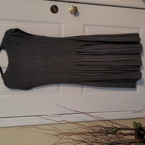 NWOT Dress - Picture 2 of 4